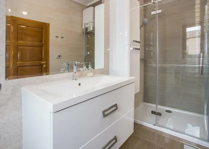 Exclusive Magnolia Porec