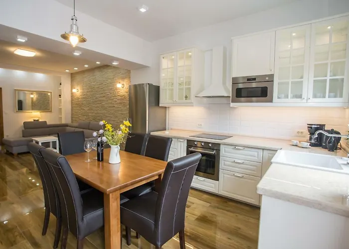 Exclusive Magnolia * Porec