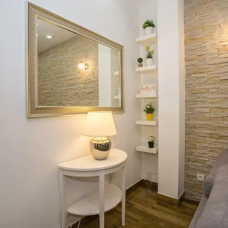 Exclusive Magnolia Porec