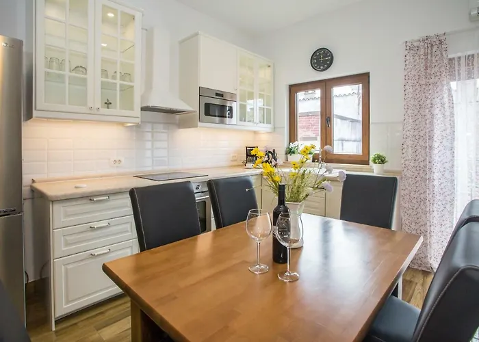 Exclusive Magnolia *